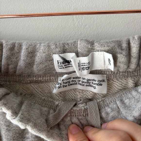 Entireworld. Loop back Grey‎ Sweatshort Sz L - Picture 3 of 3